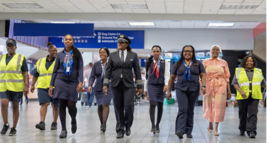 An all-Black female crew took charge of a flight from Dallas. (Image: American Airlines)