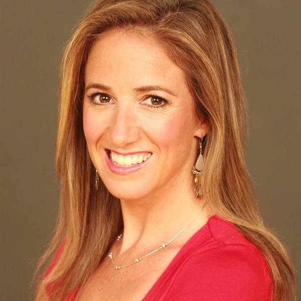 Colleen DeBaise